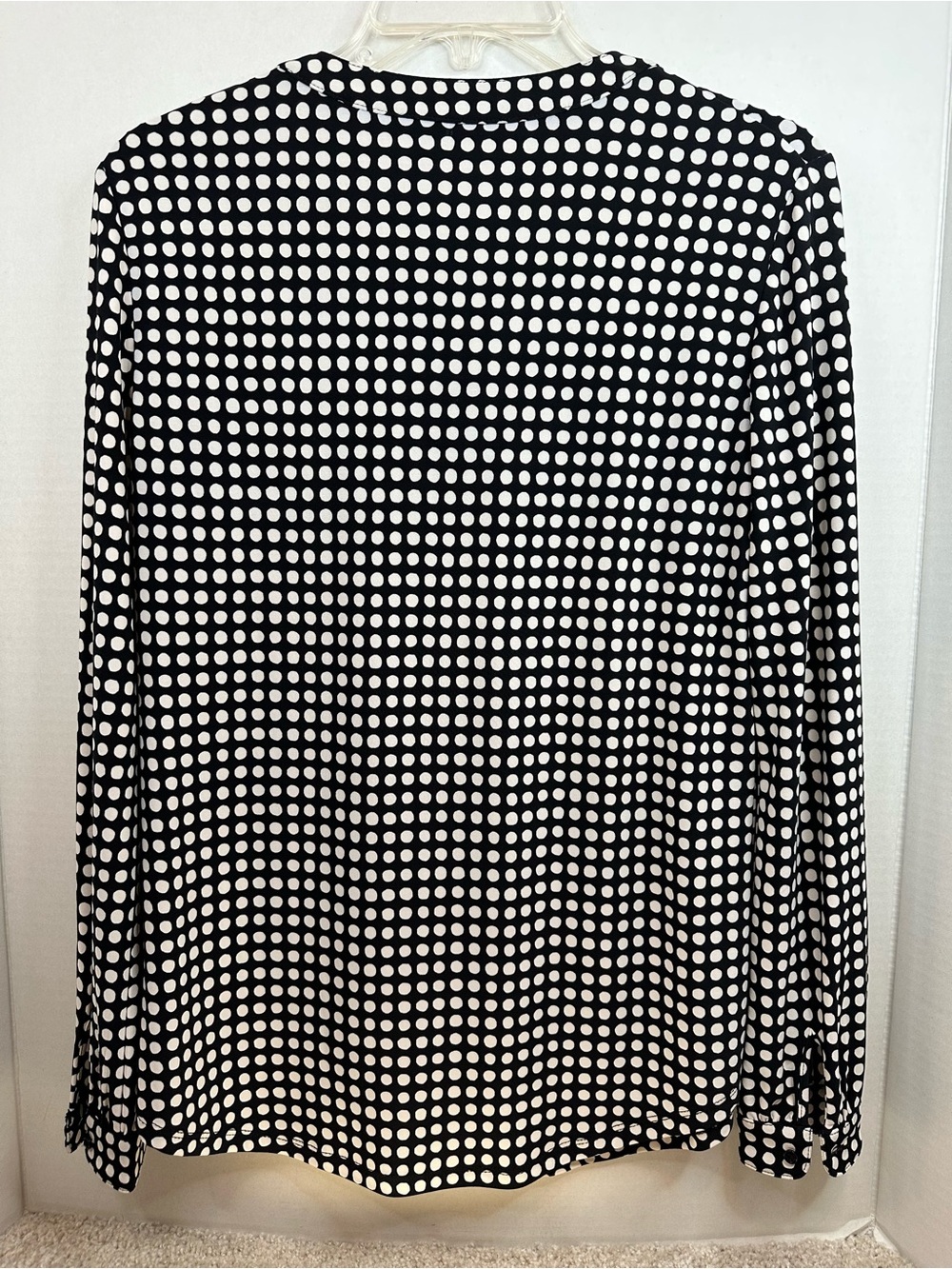Anne Klein Black and White Polka Dot Split-Neck Blouse, XXS, NWT - Picture 4 of 5